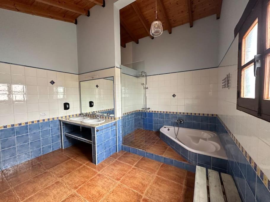 Villa With Pool In The Centre Of Fuerteventura 安提瓜 外观 照片