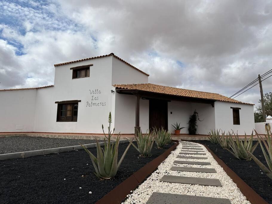 Villa With Pool In The Centre Of Fuerteventura 安提瓜 外观 照片